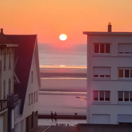 Terrasse Vue Avec Parking Prive A 62930 Appartement Wimereux